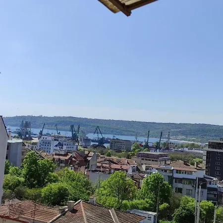 Penyrent * Várna